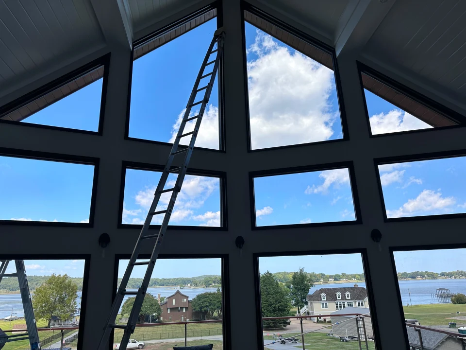 Interior Window Cleaning 